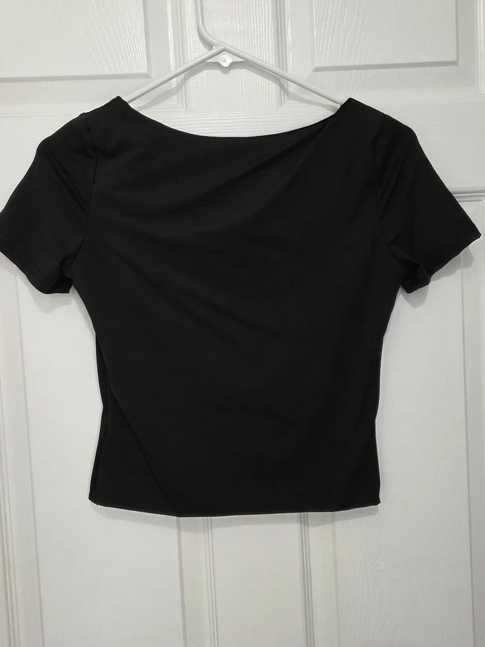 Women Basic Solid Black Scoop Neck Short Sleeve Top Size Small Casual Minimalist - Picture 2 of 5